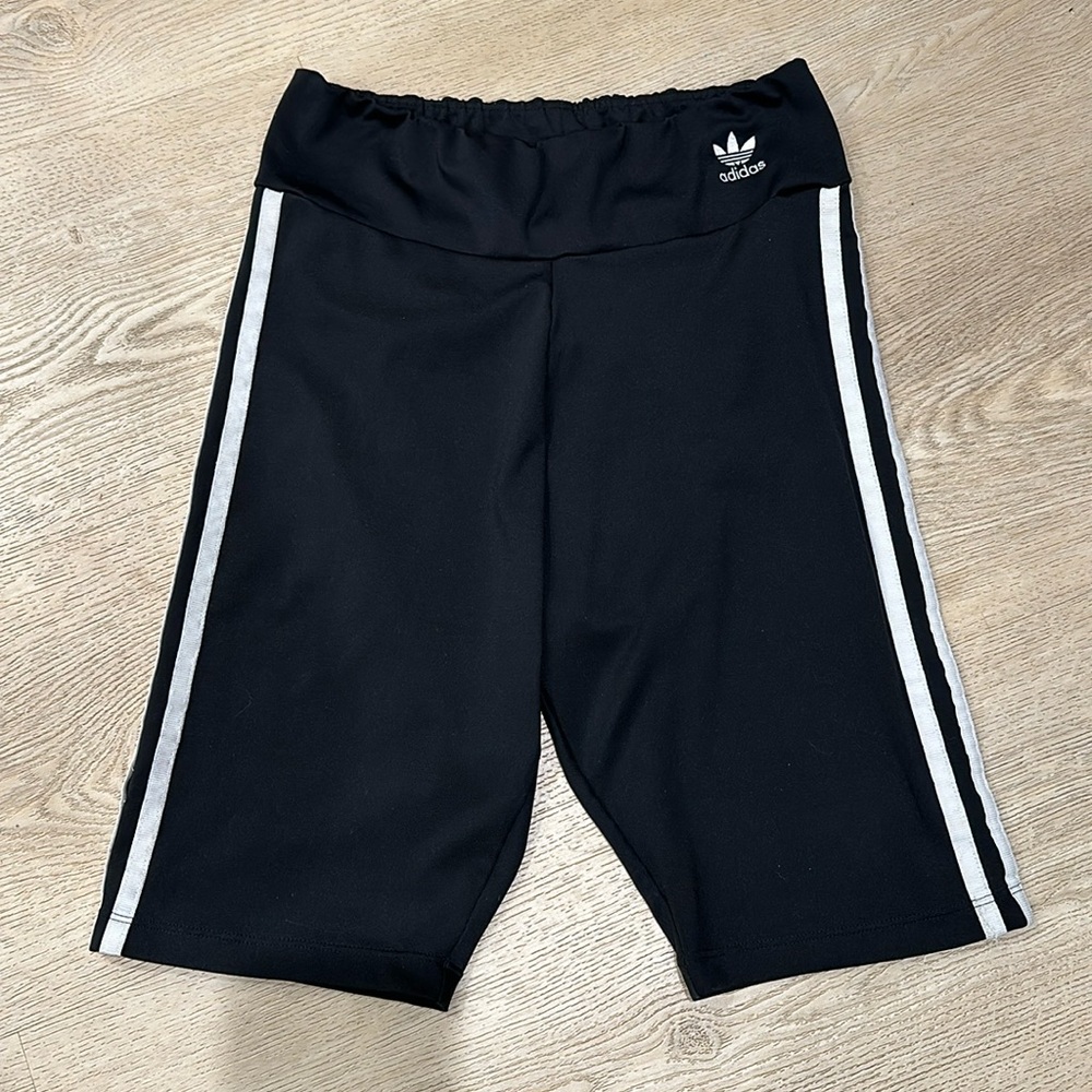 ADIDAS High waisted biker shorts